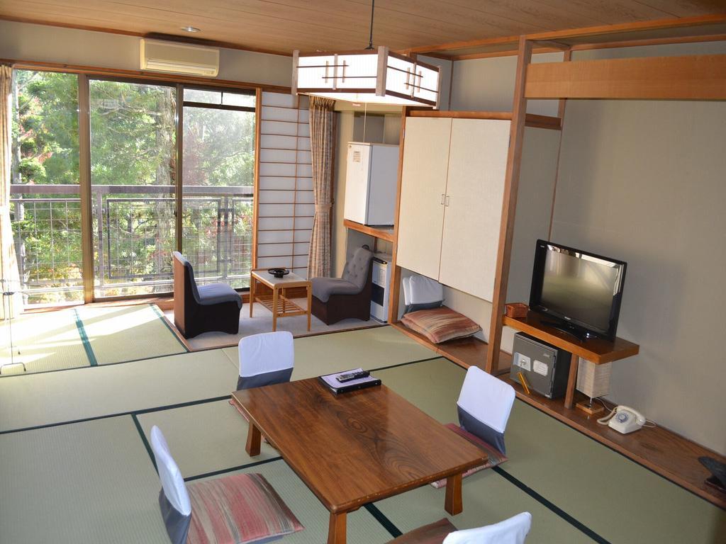 Hishino Onsen Tokiwakan Komoro Екстериор снимка